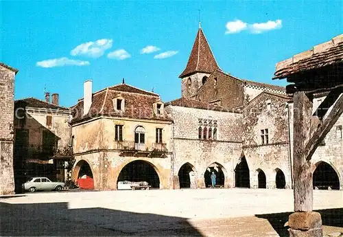 AK / Ansichtskarte Monpazier Bastide fondee Edouard 1er La Place et les Arcades Monpazier