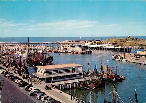 AK / Ansichtskarte Ostende_Oostende Hafen Yachtclub Fischerhafen 