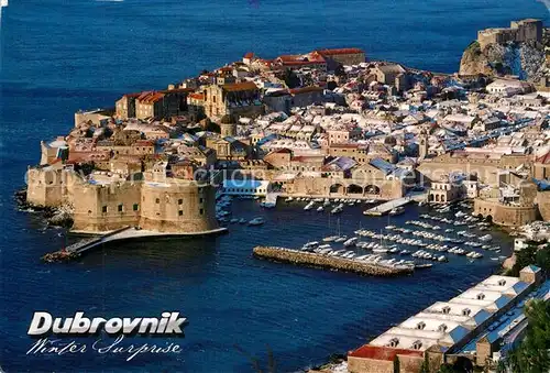 AK / Ansichtskarte Dubrovnik_Ragusa Panorama Hafen Altstadt Festung Dubrovnik Ragusa