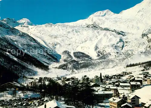 AK / Ansichtskarte Saas Fee Panorama Wintersportplatz mit Allalinhorn und Alphubel Walliser Alpen Saas Fee