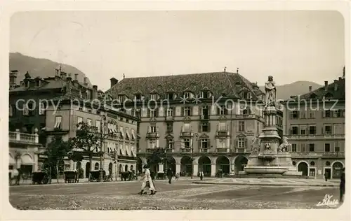 AK / Ansichtskarte Bolzano Piazza Vittorio Emanuele Bolzano