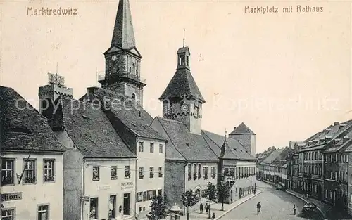 AK / Ansichtskarte Marktredwitz Marktplatz mit Rathaus Marktredwitz