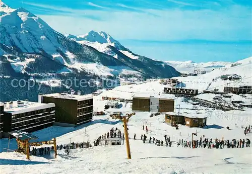 AK / Ansichtskarte Merlette_Orcieres Telecabine de la Casse blanche et Massif des Autanes Wintersportplatz Franzoesische Alpen Merlette_Orcieres