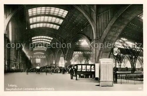 AK / Ansichtskarte Leipzig Hauptbahnfof Querbahnsteig Leipzig