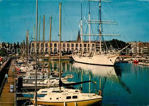 AK / Ansichtskarte Oostende_Ostende Mercator Museum Yachthafen Dreimaster Segelschiff 