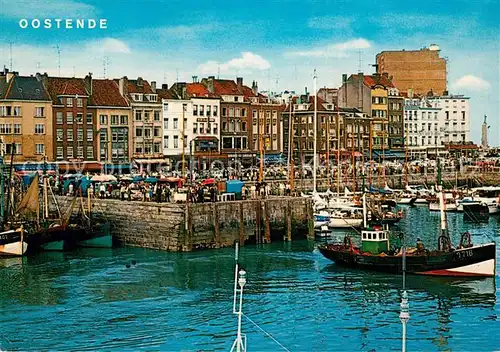 AK / Ansichtskarte Oostende_Ostende Vissershaven Port de pecheurs Fischereihafen Fischkutter 