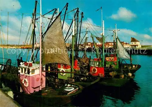 AK / Ansichtskarte Oostende_Ostende Vissershaven Fischereihafen Fischkutter 
