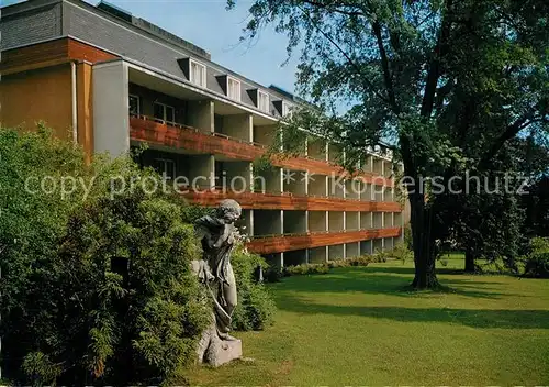 AK / Ansichtskarte Baden_Wien Parkhotel Statue Baden_Wien