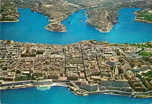 AK / Ansichtskarte Valetta Grand Harbour Fliegeraufnahme Valetta