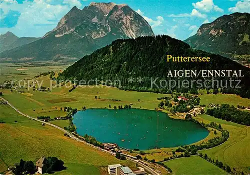 AK / Ansichtskarte Aigen_Ennstal_Steiermark Putterersee mit Grimming Dachsteingebirge Fliegeraufnahme Aigen_Ennstal_Steiermark