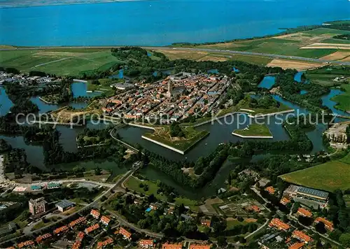 AK / Ansichtskarte Naarden Vestingstad in vogelvlucht Naarden