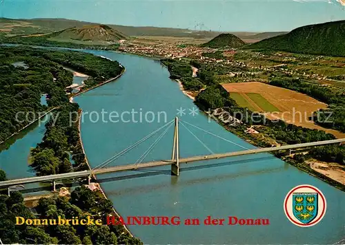 Hainburg_Donau Donaubruecke Grenzstadt am Donauufer Fliegeraufnahme Hainburg Donau