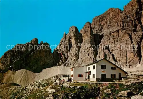 Auronzo_di_Cadore Rifugio Carducci Cima Dodici Berghuette Zwoelferkofel Dolomiten Auronzo_di_Cadore