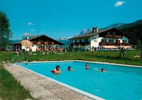 Gufidaun_Klausen_Eisacktal Pension Restaurant Gnollhof Swimming Pool Gufidaun_Klausen
