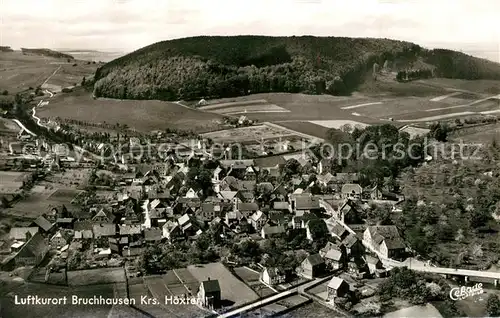AK / Ansichtskarte Bruchhausen_Hoexter Luftkurort Fliegeraufnahme Bruchhausen Hoexter