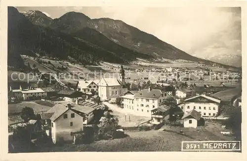 AK / Ansichtskarte Medratz Gesamtansicht mit Alpenpanorama Medratz