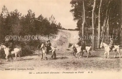 AK / Ansichtskarte Arcachon_Gironde Promenade en Foret Ausritt mit den Pferden Arcachon Gironde