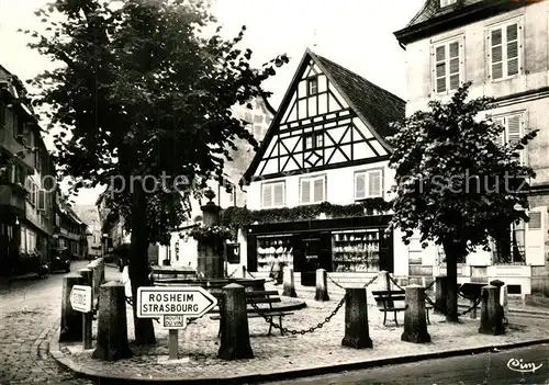 AK / Ansichtskarte Barr_Bas Rhin Place de Pommes de terre et fontaine Kartoffelmarkt Brunnen Barr Bas Rhin