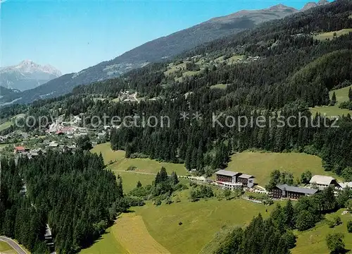 AK / Ansichtskarte Berg_Drautal Ferienhotel Glocknerhof Fliegeraufnahme Berg Drautal