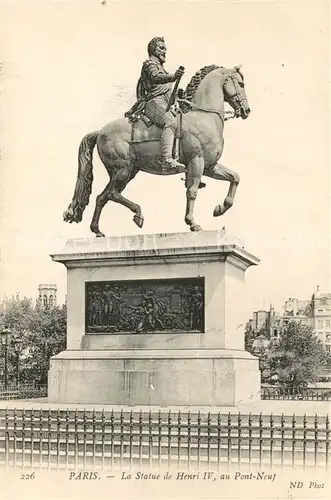 AK / Ansichtskarte Paris La Statue Henry IV au Pont Neuf Paris