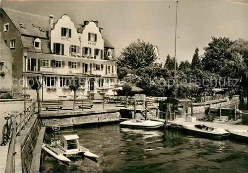 AK / Ansichtskarte Wasserburg_Bodensee Hotel Krone am See Bootsanleger Wasserburg Bodensee