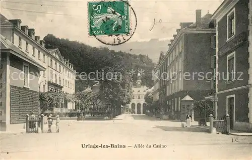 AK / Ansichtskarte Uriage les Bains_Isere Allee du Casino Uriage les Bains_Isere