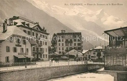 AK / Ansichtskarte Chamonix Place de Saussure et le Mont Blanc Chamonix