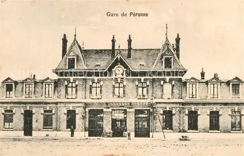 AK / Ansichtskarte Peronne_Somme La Gare Bahnhof Feldpost Peronne Somme