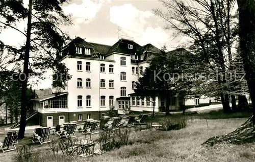 AK / Ansichtskarte Wenzigerode Kurheim Haus Ebersberg Liegewiese Wenzigerode