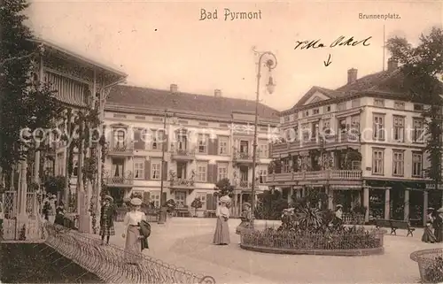 AK / Ansichtskarte Bad_Pyrmont Brunnenplatz Bad_Pyrmont