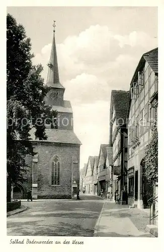AK / Ansichtskarte Bodenwerder Ortsmotiv mit Kirche Solbad an der Weser Bodenwerder