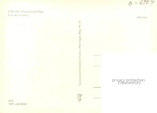 AK / Ansichtskarte Frauenwald_Thueringen Platz des Friedens Blick zur Kirche Frauenwald Thueringen