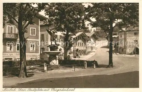 AK / Ansichtskarte Miesbach Oberer Stadtplatz mit Kriegerdenkmal Miesbach