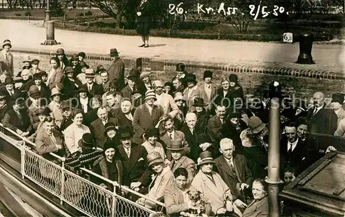 AK / Ansichtskarte Brandenburg_Havel Fahrt mit Motorschiff Gruppenbild Brandenburg Havel