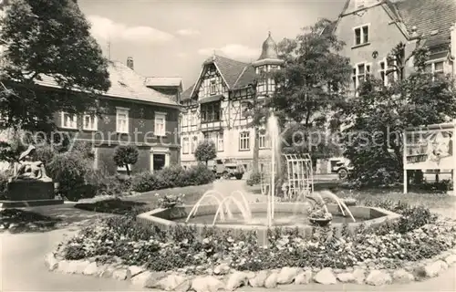 AK / Ansichtskarte Brotterode Platz der Jugend Brunnen Brotterode