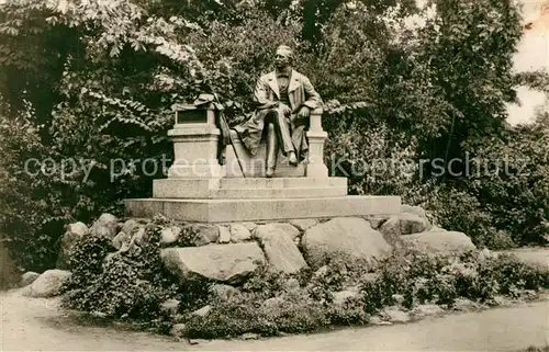 AK / Ansichtskarte Neuruppin Theodor Fontane Denkmal Neuruppin