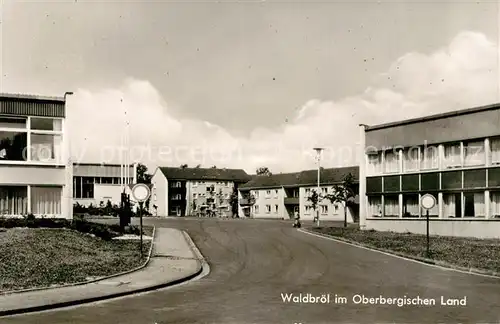 AK / Ansichtskarte Waldbroel Strassenpartie Waldbroel