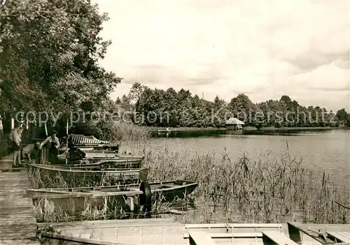 AK / Ansichtskarte Kagar Bootsanleger am Grossen Zechliner See Kagar