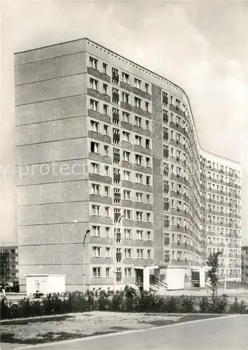 AK / Ansichtskarte Neubrandenburg Juri Gagarin Ring Plattenbau Wohnsiedlung Neubrandenburg