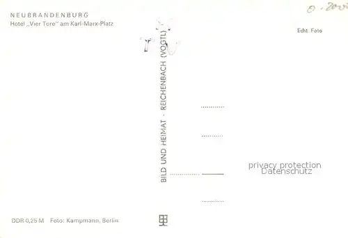 AK / Ansichtskarte Neubrandenburg Hotel Vier Tore am Karl Marx Platz Wasserspiele Neubrandenburg