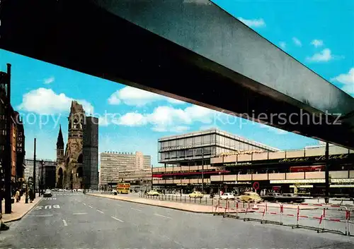 AK / Ansichtskarte Berlin Tauentizenstrasse mit Europa Center Kaiser Wilhelm Gedaechtniskirche Berlin