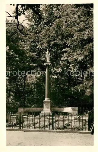 AK / Ansichtskarte Berlin Tegel Schloss Tegel Grabst?tte der Familie von Humboldt Berlin Tegel