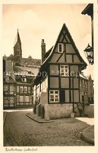 AK / Ansichtskarte Quedlinburg Finkenherd Fachwerkhaus Altstadt Quedlinburg