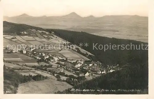 AK / Ansichtskarte Louny St Niklasberg mit Blick ins Mittelgebirge Fliegeraufnahme Louny