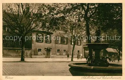 AK / Ansichtskarte Weimar_Thueringen Schillerhaus mit Gaensebrunnen Kupertiefdruck Weimar Thueringen