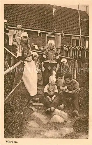 AK / Ansichtskarte Marken_Niederlande Inselbewohner Kinder Trachten Marken_Niederlande