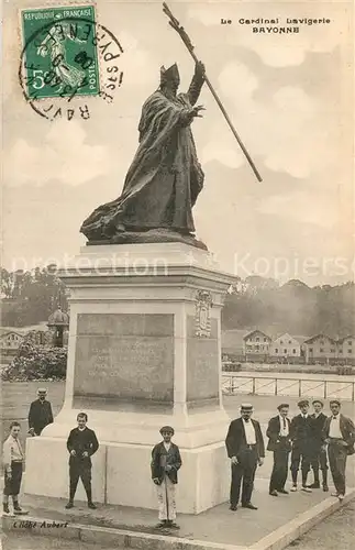 AK / Ansichtskarte Bayonne_Pyrenees_Atlantiques Le Cardinal Lavigerie Monument Bayonne_Pyrenees