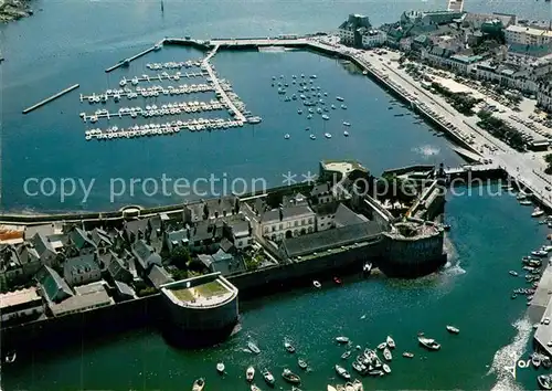 AK / Ansichtskarte Concarneau_Finistere La Ville Close et le port de plaisance vue aerienne Concarneau_Finistere