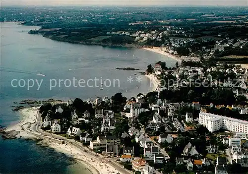 AK / Ansichtskarte Concarneau_Finistere La corniche vers la plage des Sables Blancs vue aerienne Concarneau_Finistere