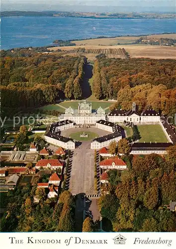AK / Ansichtskarte Fredensborg Schloss Fliegeraufnahme Fredensborg